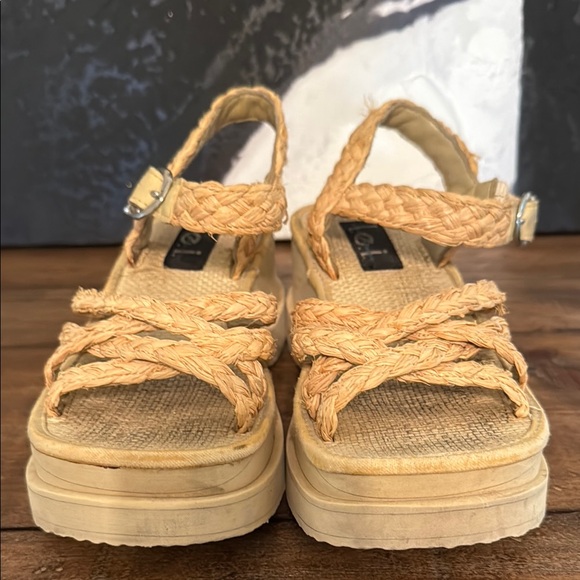 Vintage Rare l.e.i  Braided Platform Sandals - Beige